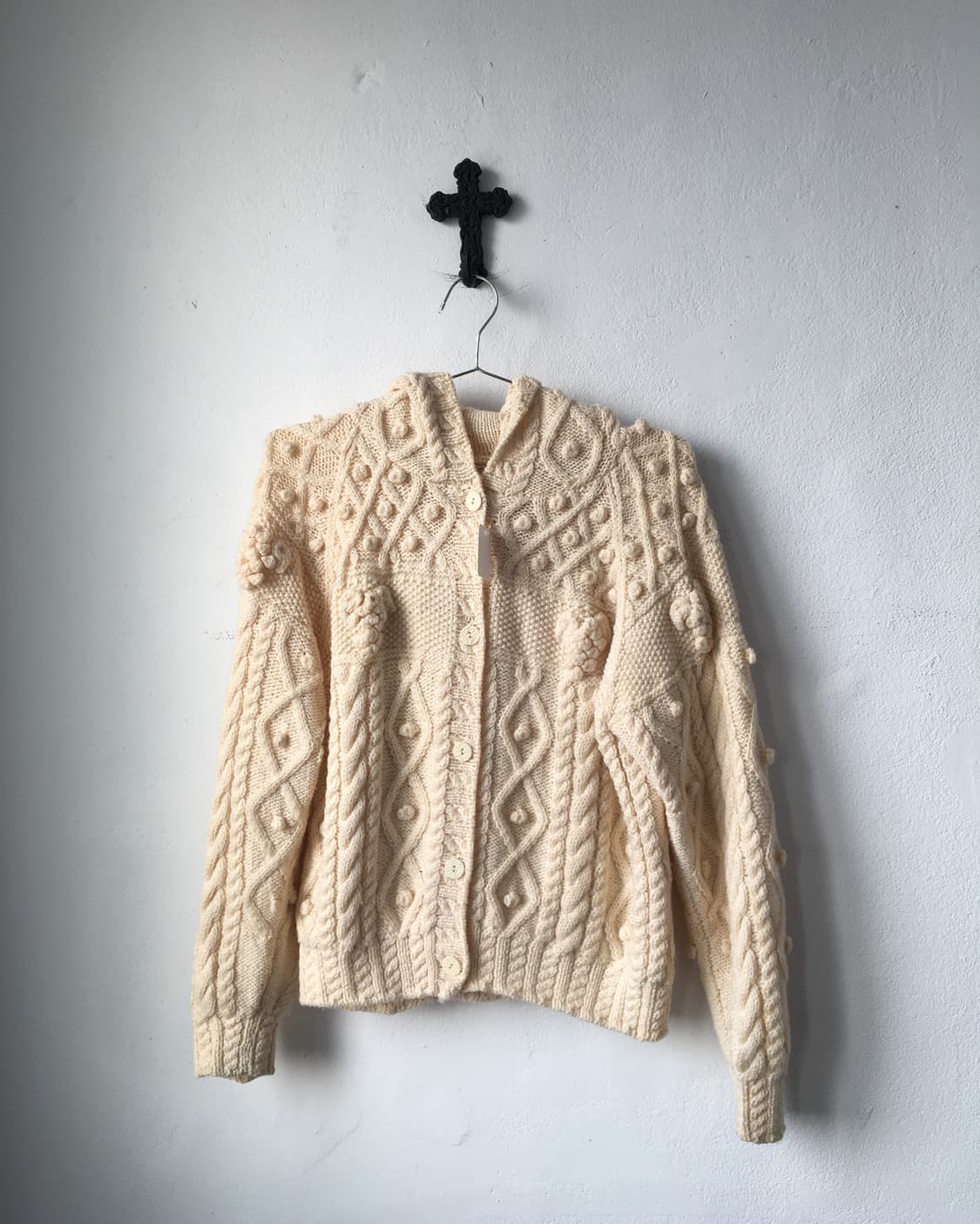 Pom pom woolen knit hood cardigan 상품이미지2