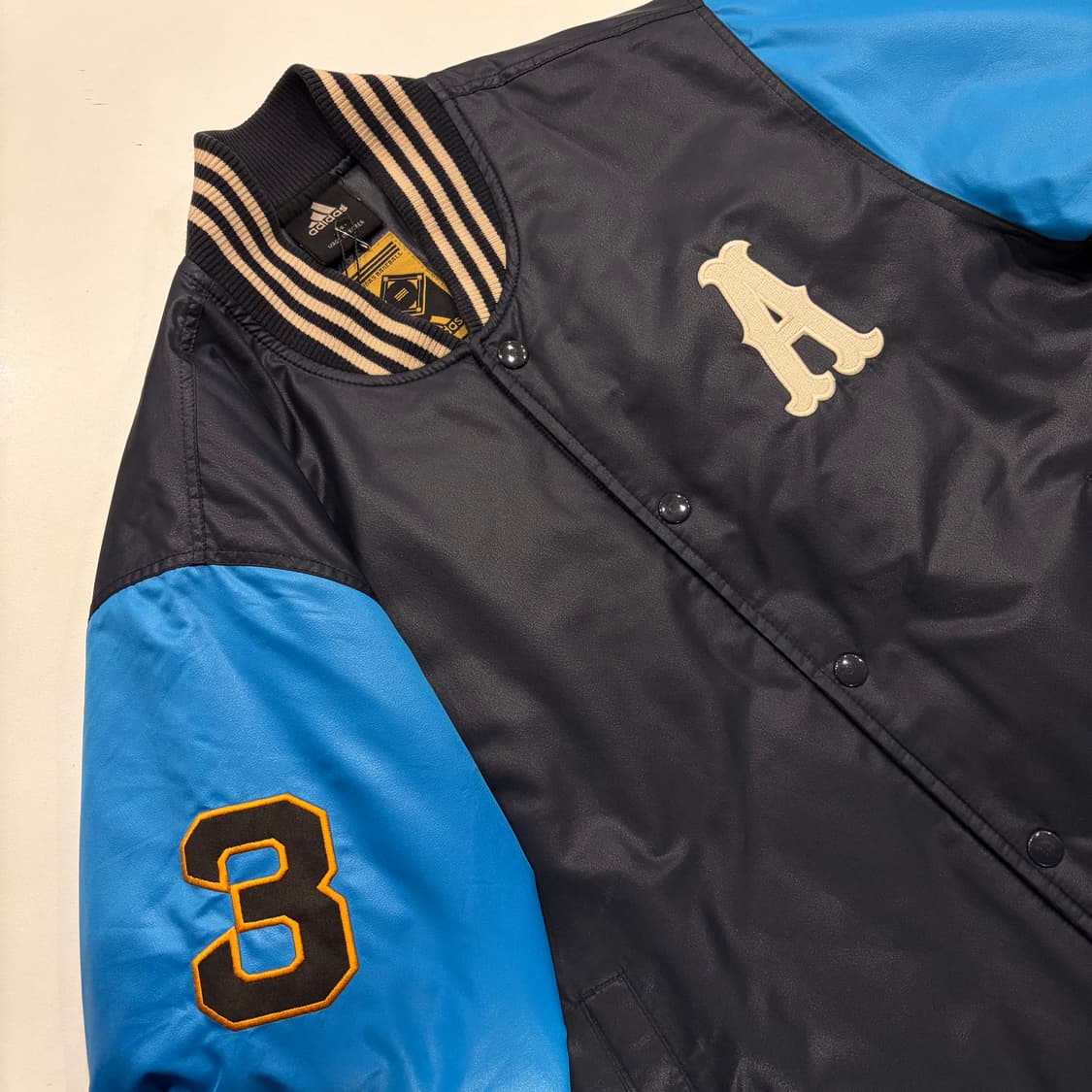 [95] 07s 아디다스 빅로고 바시티 블랙/블루 야구 점퍼 C304 상품이미지3