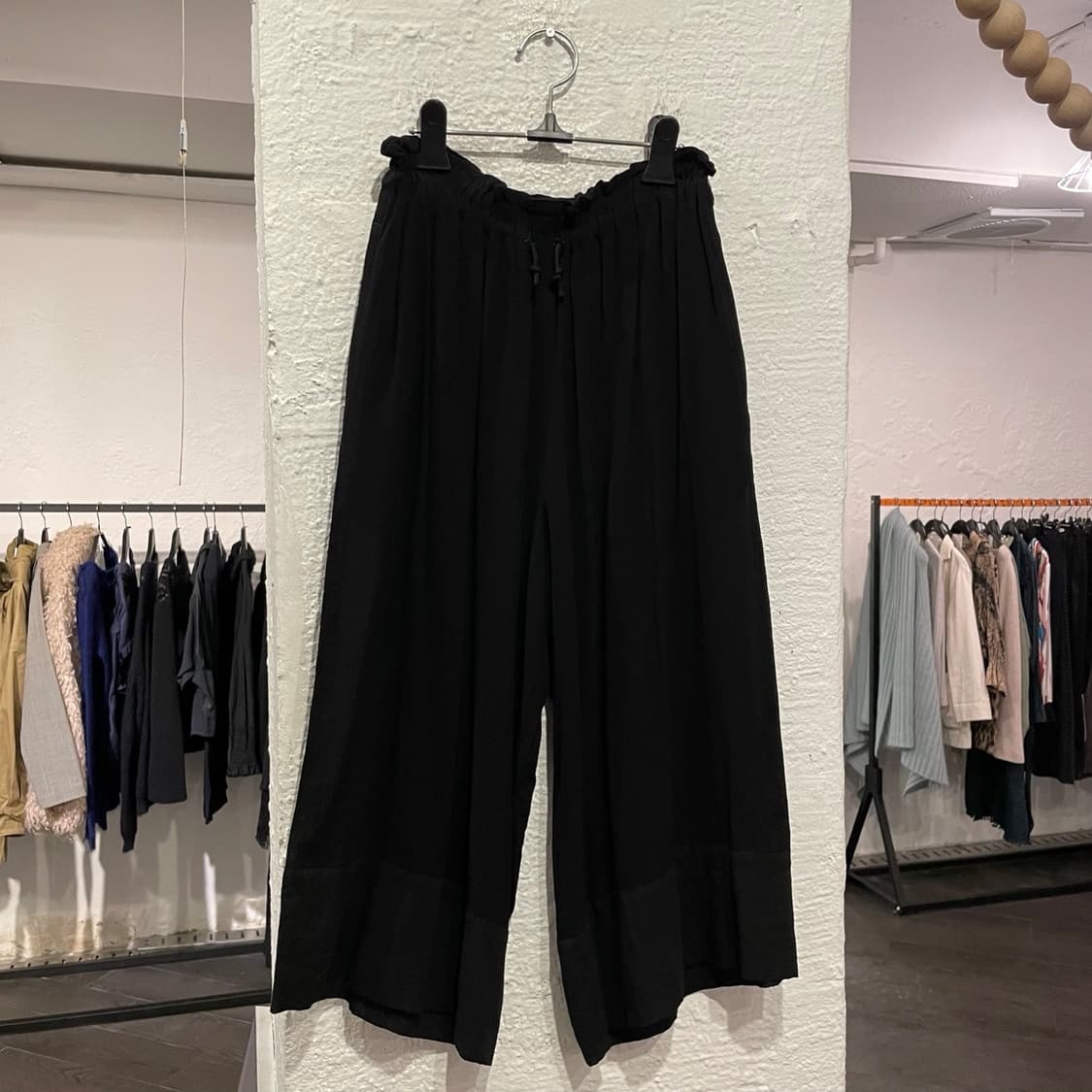 요지야마모토 레이온 크롭 팬츠 상품이미지1