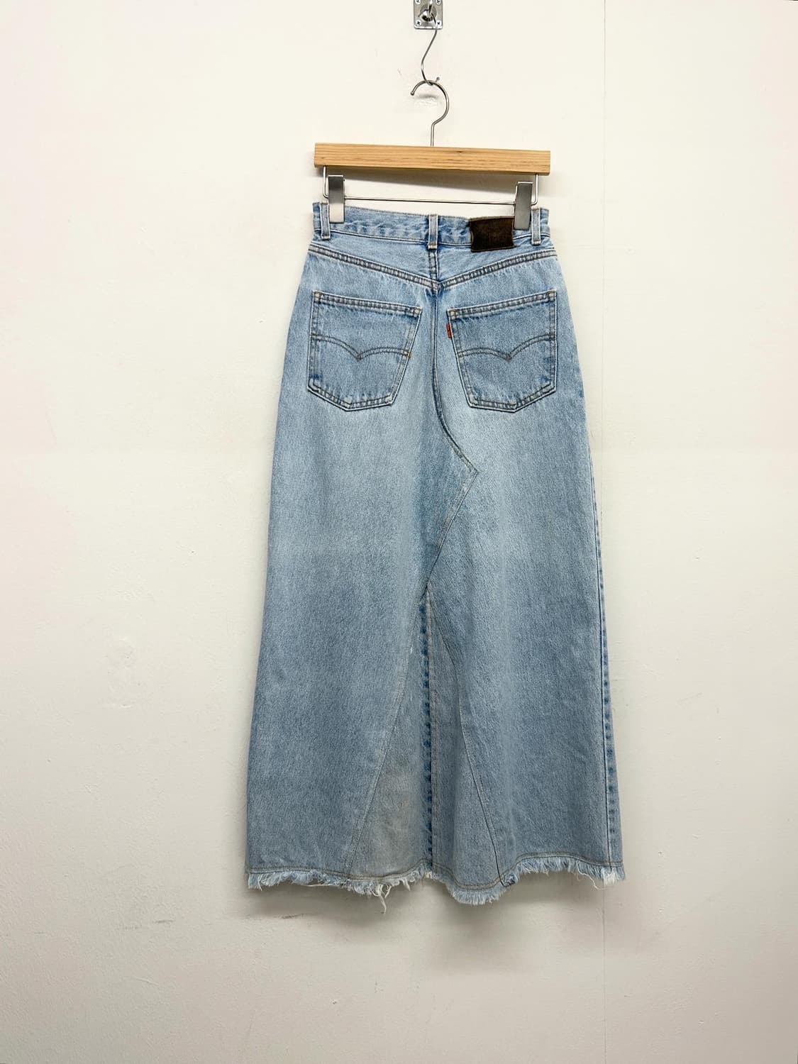 90s 리바이스 오렌지탭 데님 스커트 상품이미지3