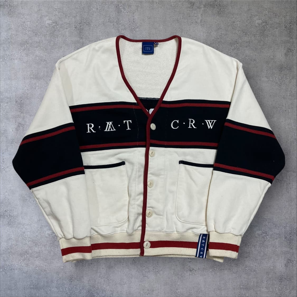 로맨틱크라운 스펠아웃 믹스 컬러 하프 가디건 상품이미지1