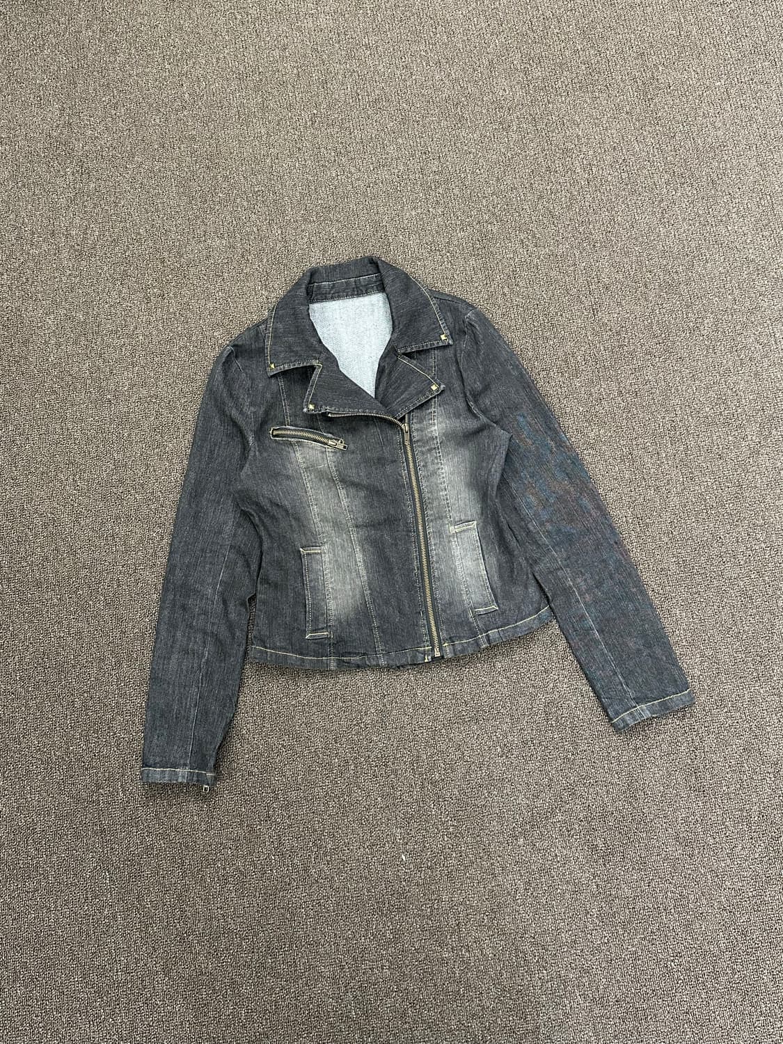 OS)Japanese vintage 여성 지퍼 흑청 트러커 데님자켓 상품이미지3