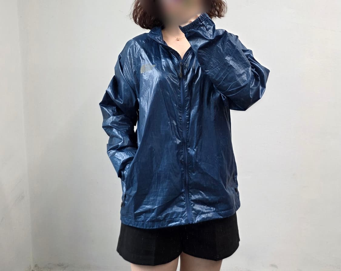 [프립]노스페이스 메탈릭 블루 초경량 바람막이 자켓 상품이미지2