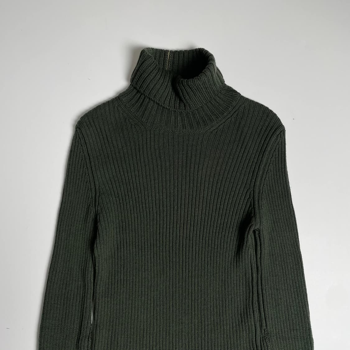 Byblos 화이트 크로스 울 100 터틀넥 니트 (italy)  상품이미지2