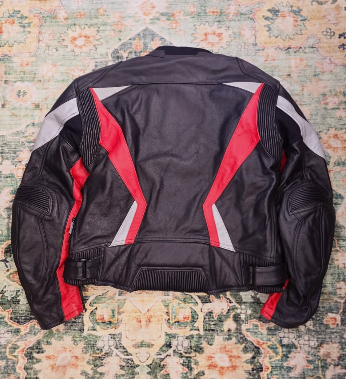 BF Hardwear소가죽 크롭 레이싱 오토바이 레더자켓 상품이미지3