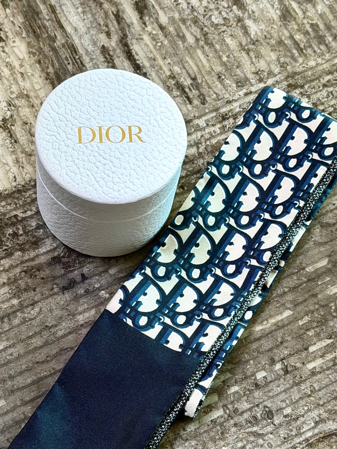 디올 오블리크 미차 스카프 (네이비 블루 실크) 상품이미지2