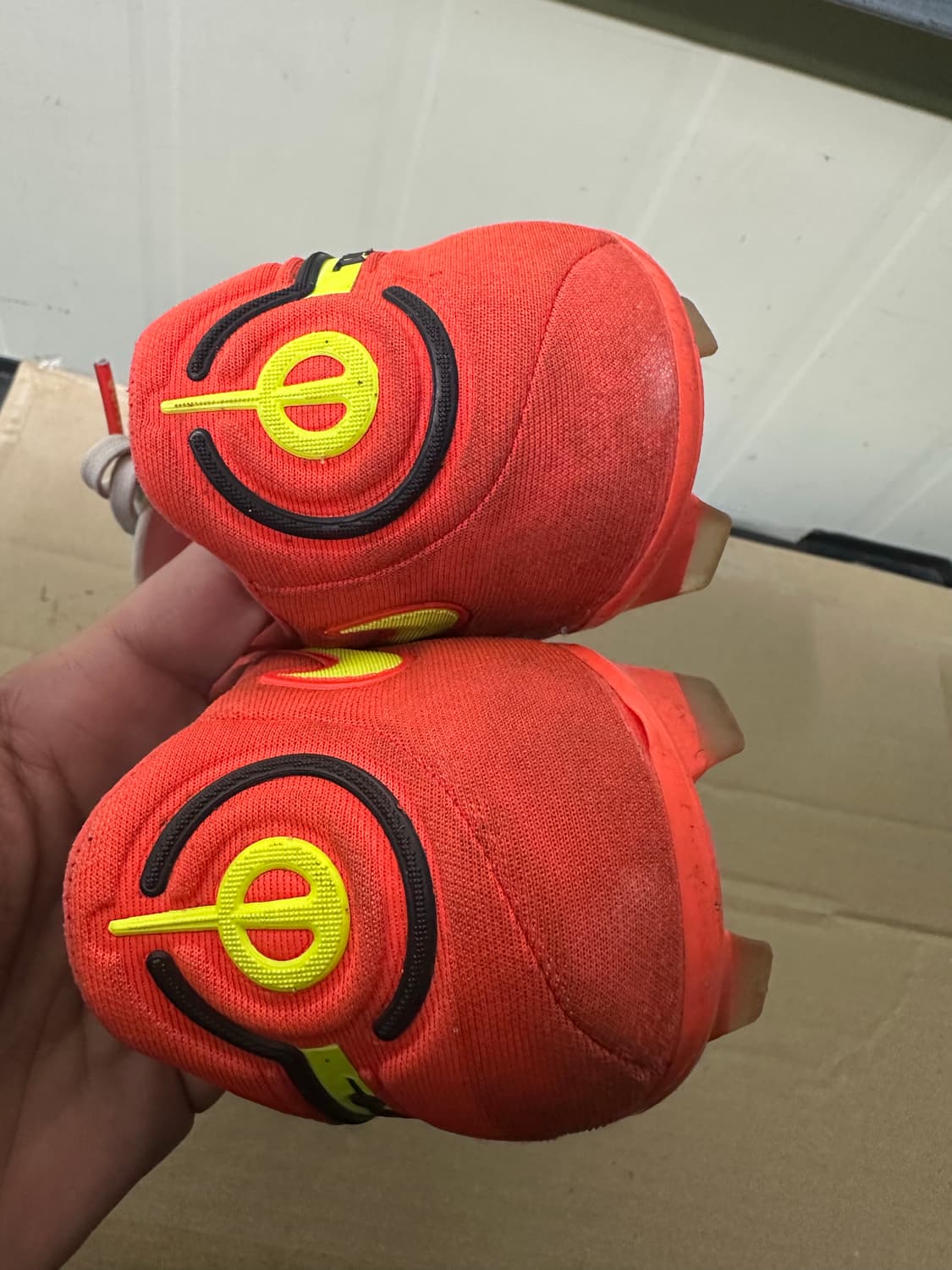 나이키 티엠포 축구화 245mm 판매 상품이미지10