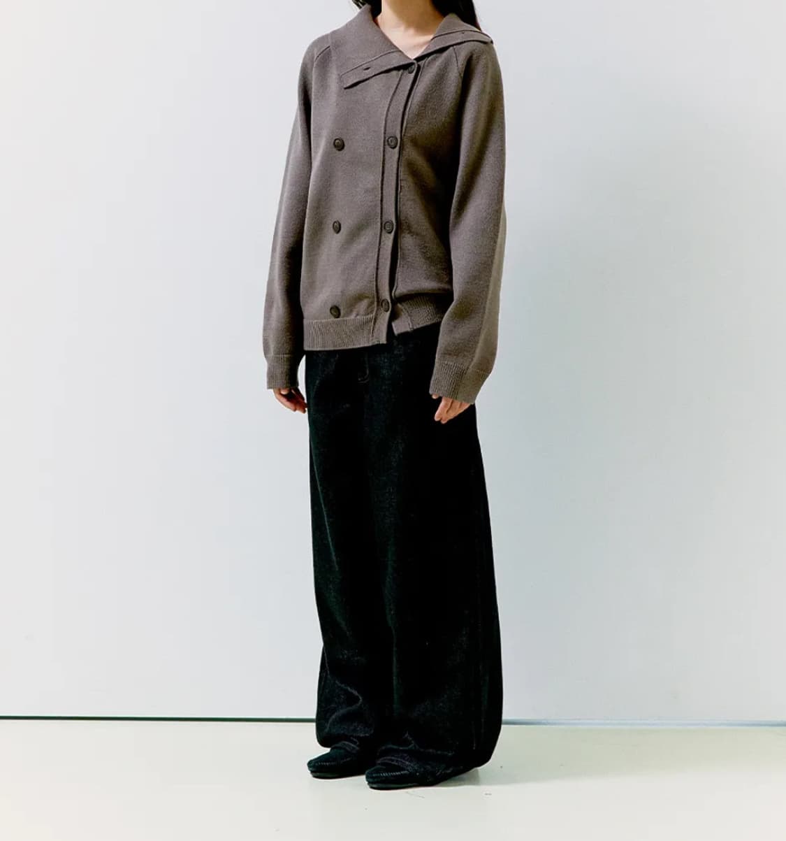 오피쉬 TWIN BUTTON CARDIGAN, BROWN 상품이미지2