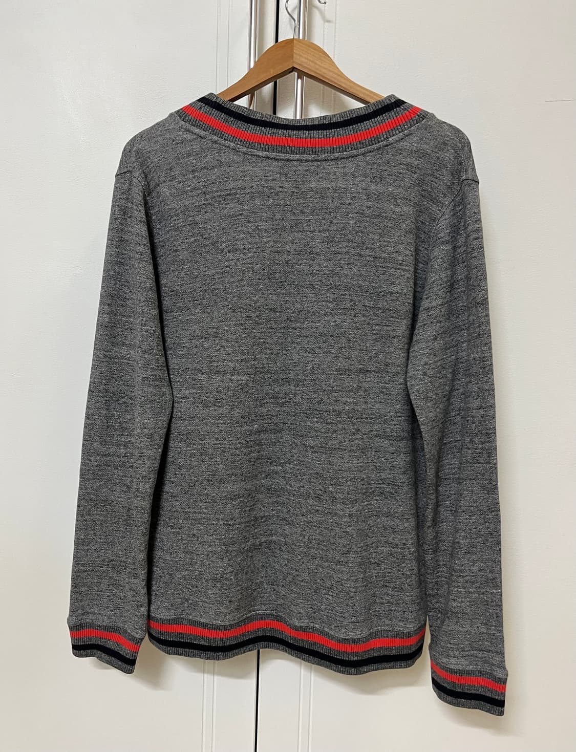 아페쎄 브이넥 니트 스웨터 상품이미지8