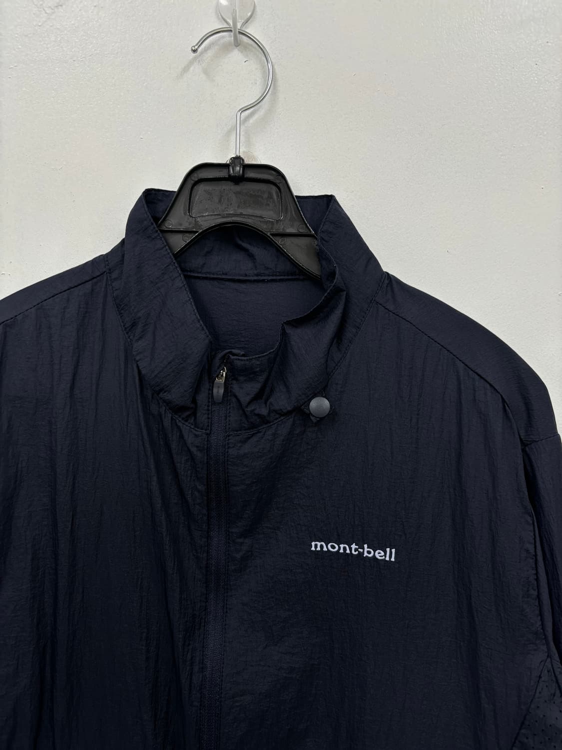 몽벨 우먼 바람막이 상품이미지3