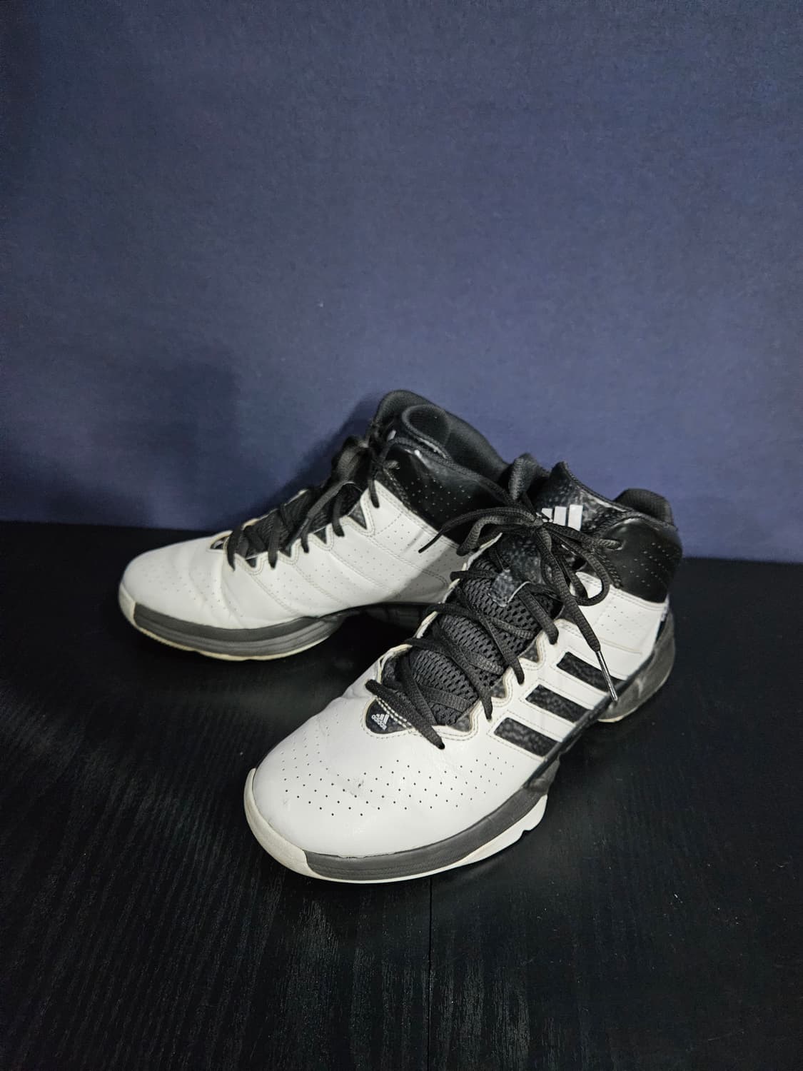 아디다스 그레이컬러 남성 270~275 농구화 하이탑  상품이미지2