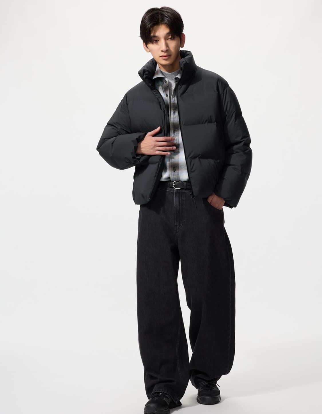 유니클로 심리스다운쇼트재킷 블랙 M 상품이미지1