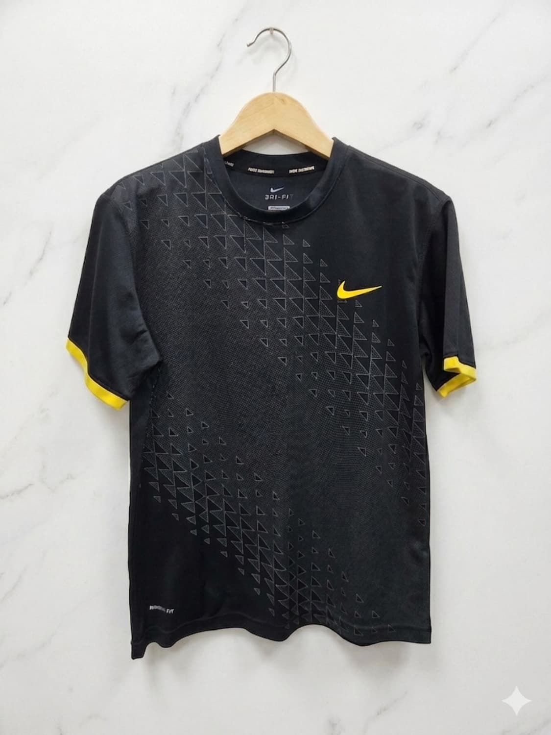 (M,95) NIKE 나이키 라운드넥 반팔티셔츠~ 이쁜 디자인~ 상품이미지1