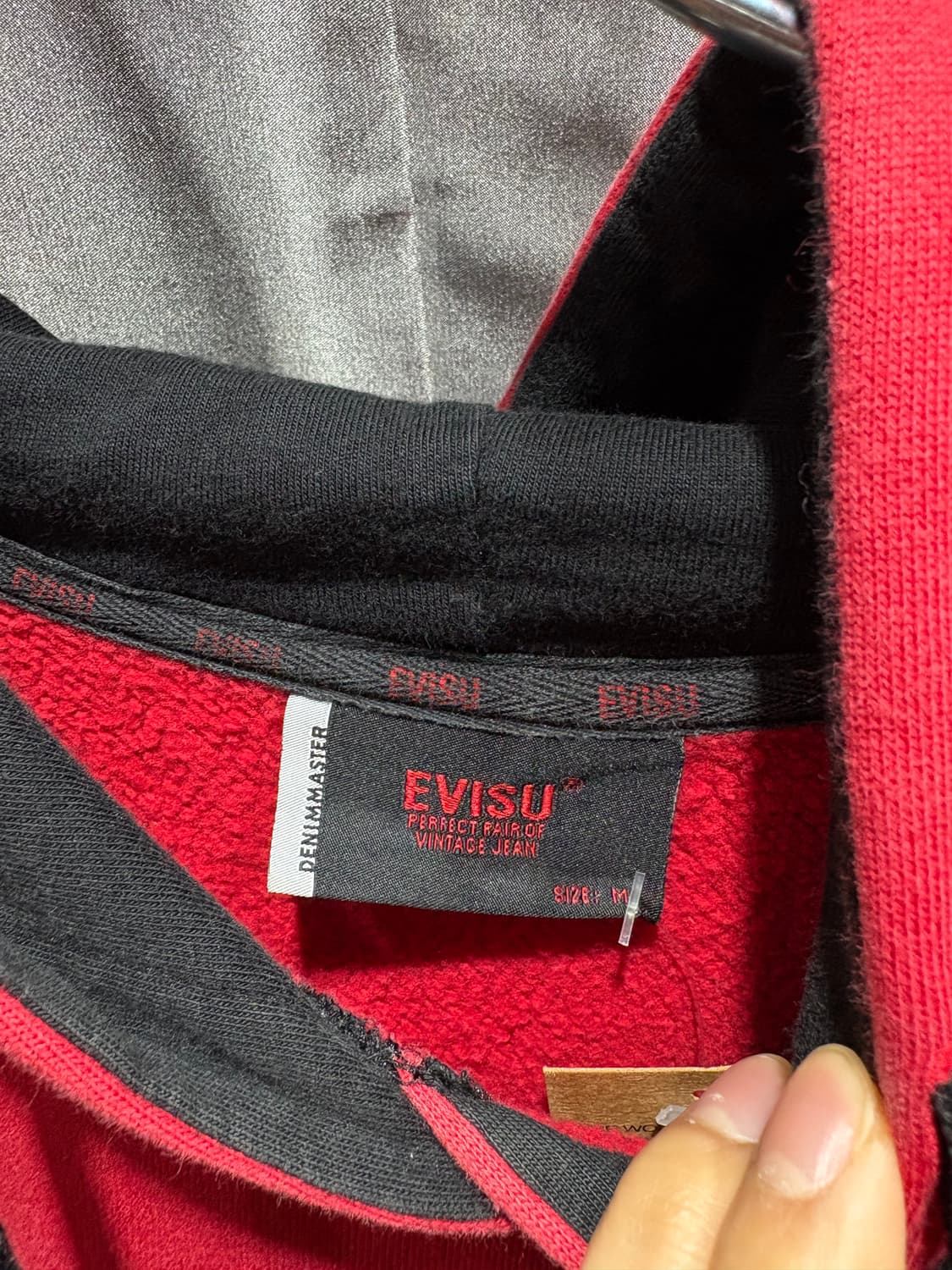 M EVISU 에비수 사선 골드로고 후드티 상품이미지7