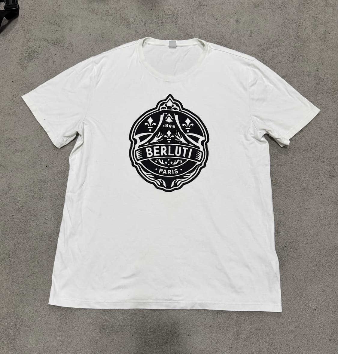 벨루티 반팔 3XL 상품이미지1