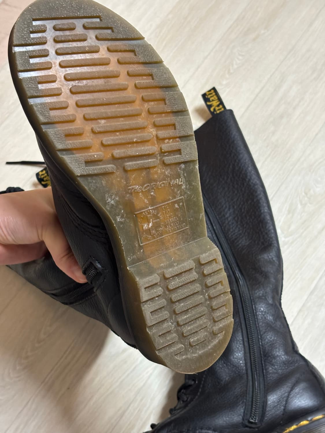 uk5) 닥터마틴 1B60 20홀 상품이미지6