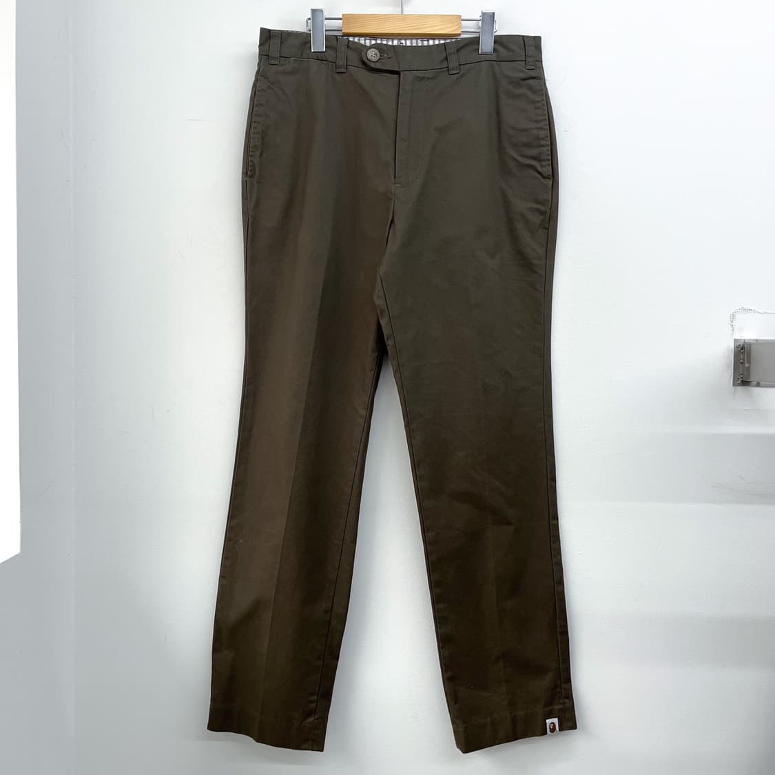 베이프 올리브 카키 코튼 치노 팬츠 상품이미지3