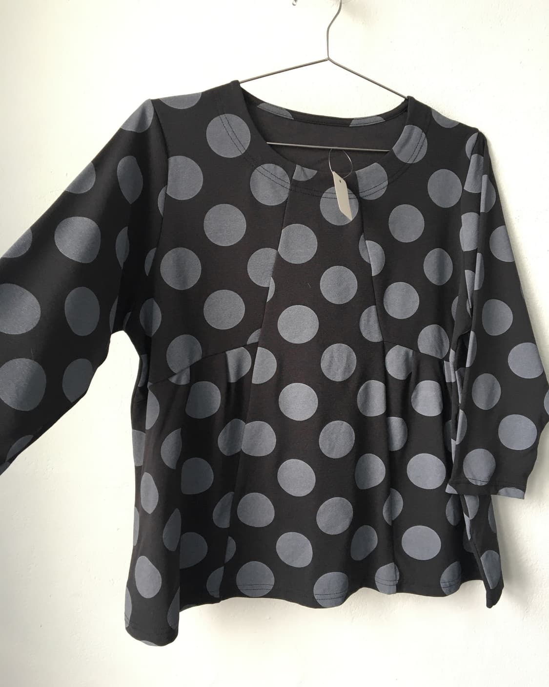 Dot pattern sleeve 상품이미지3