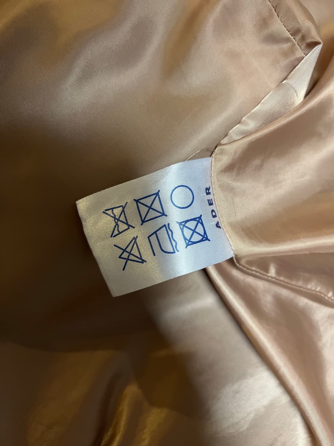 아더에러 14FW 싱글 코트 카멜 상품이미지6