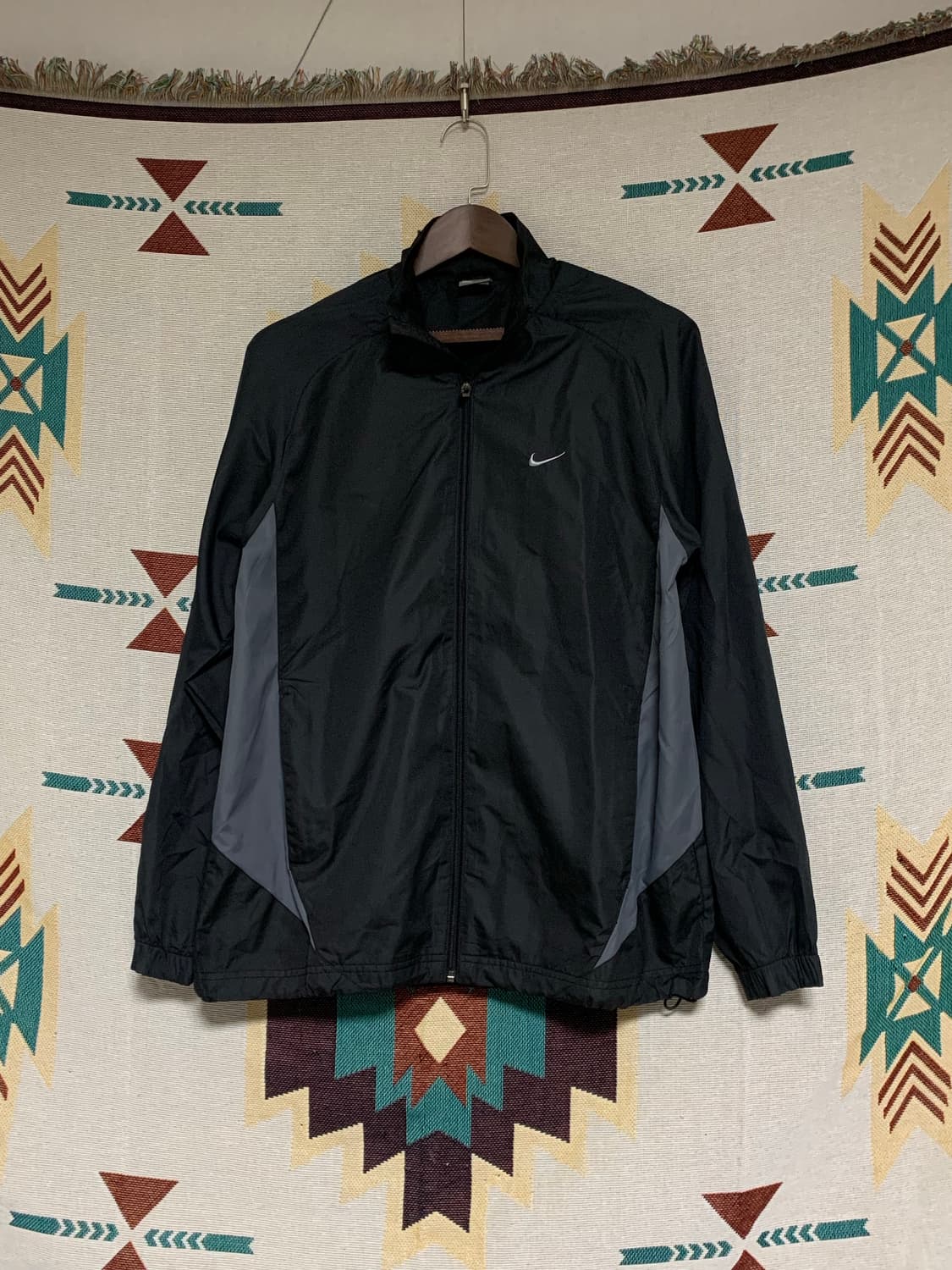 나이키 바람막이 M 상품이미지1
