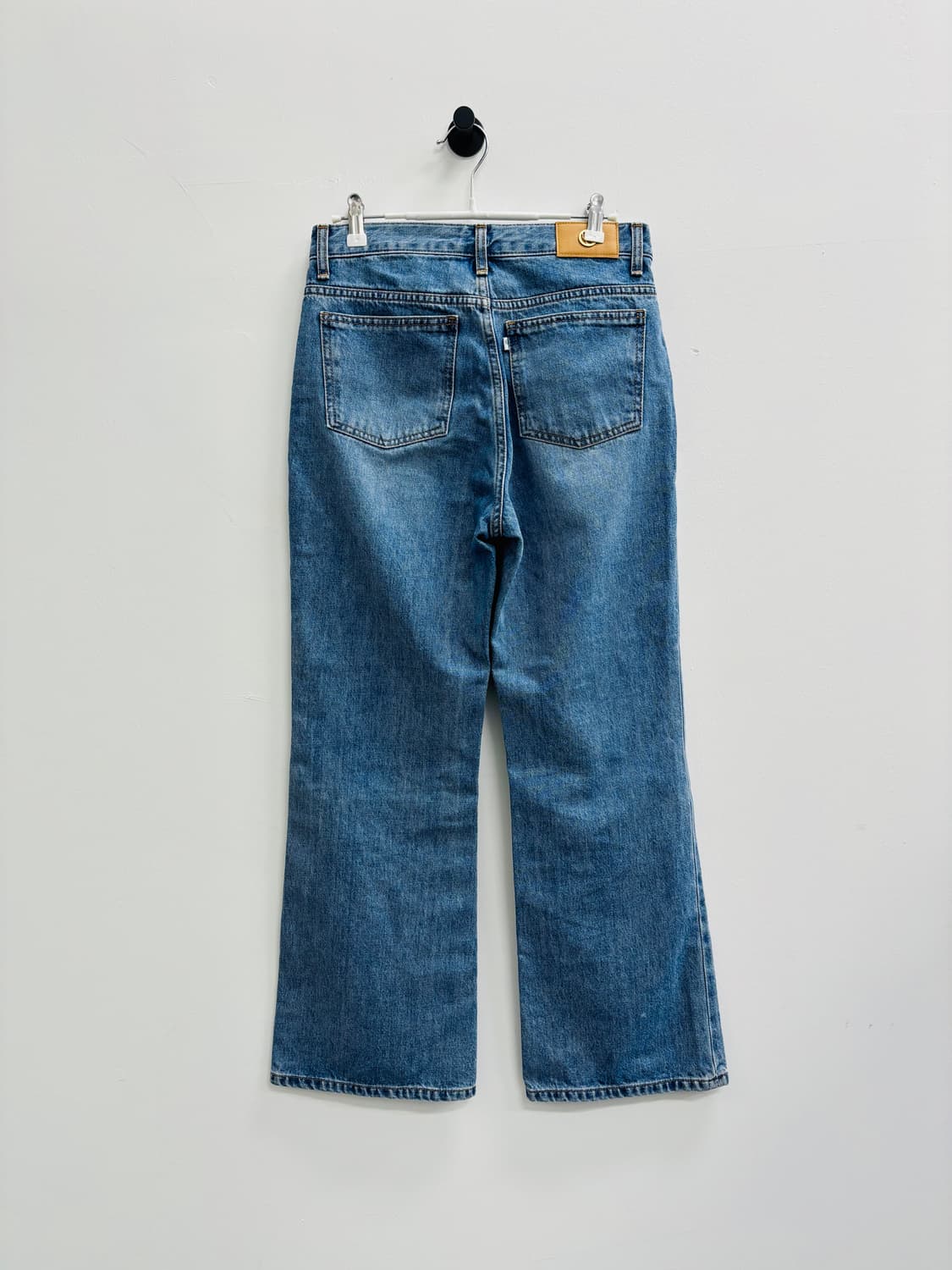 유메르(UMER) 워싱 세미 부츠컷 데님 팬츠 상품이미지2