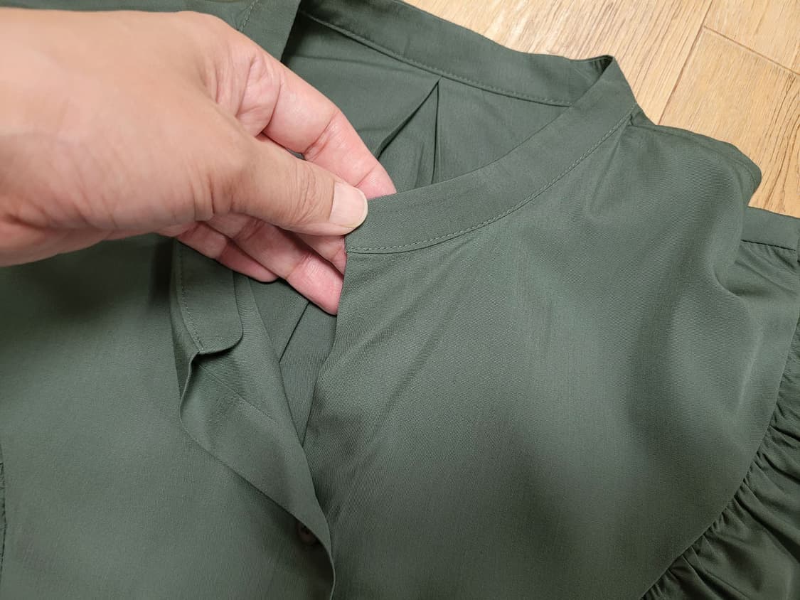 허앤쉬(her&she) 아방블라우스 프리사이즈 새상품 상품이미지3