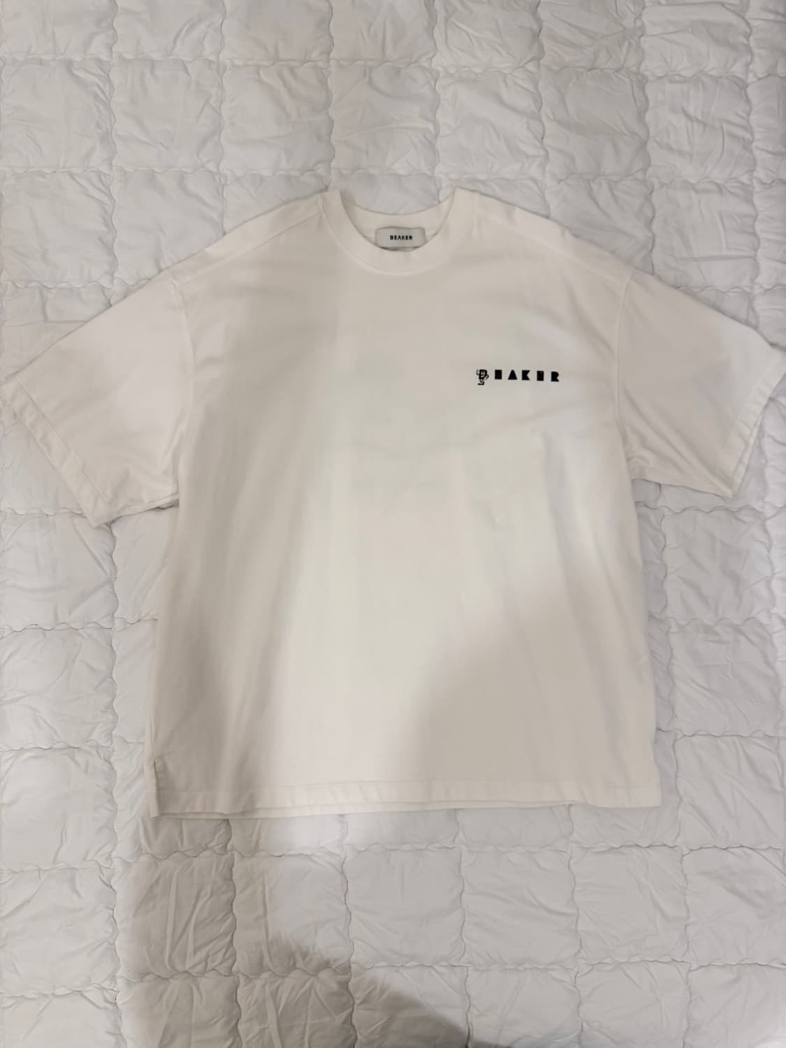 비이커 오버핏 로고 프린팅 티셔츠 상품이미지1