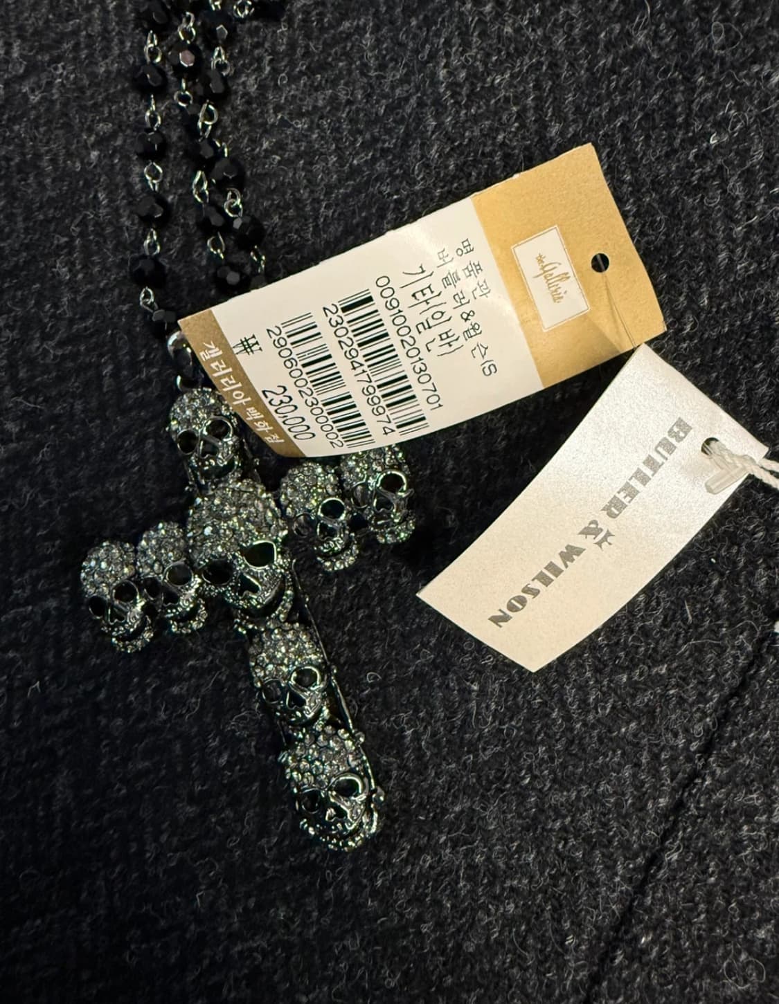 Butler&Wilson 스컬 십자가 목걸이 상품이미지3