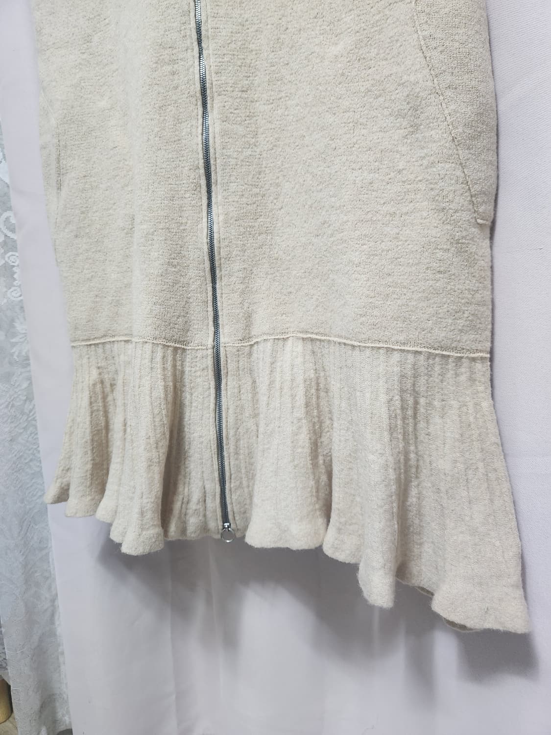 SJSJ아이보리 니트 조끼 프릴 원피스 상품이미지4