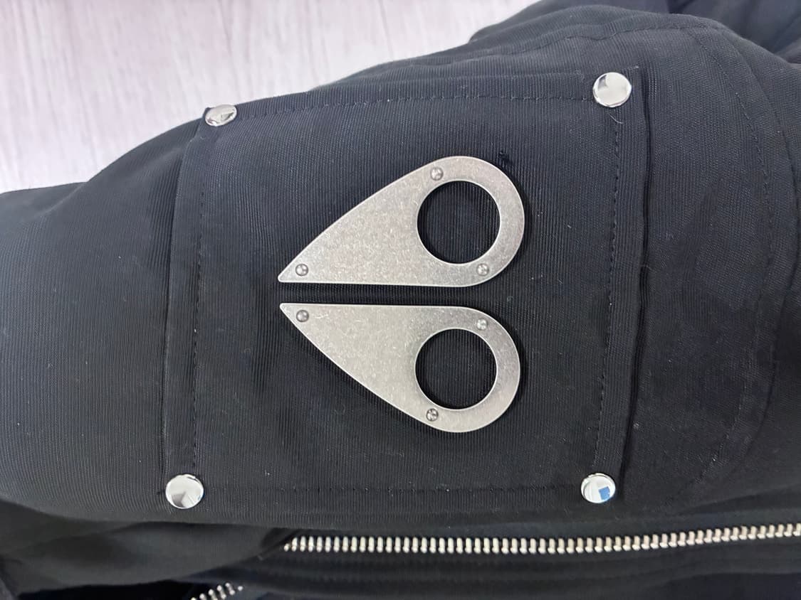 무스너클 데비 봄버 패딩 상품이미지4