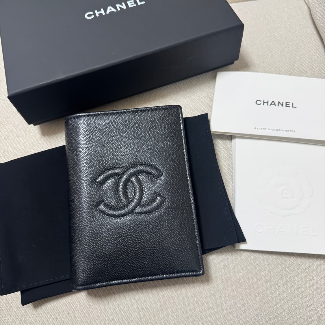 샤넬 클래식 여권지갑 반지갑 내장칩 상품이미지1