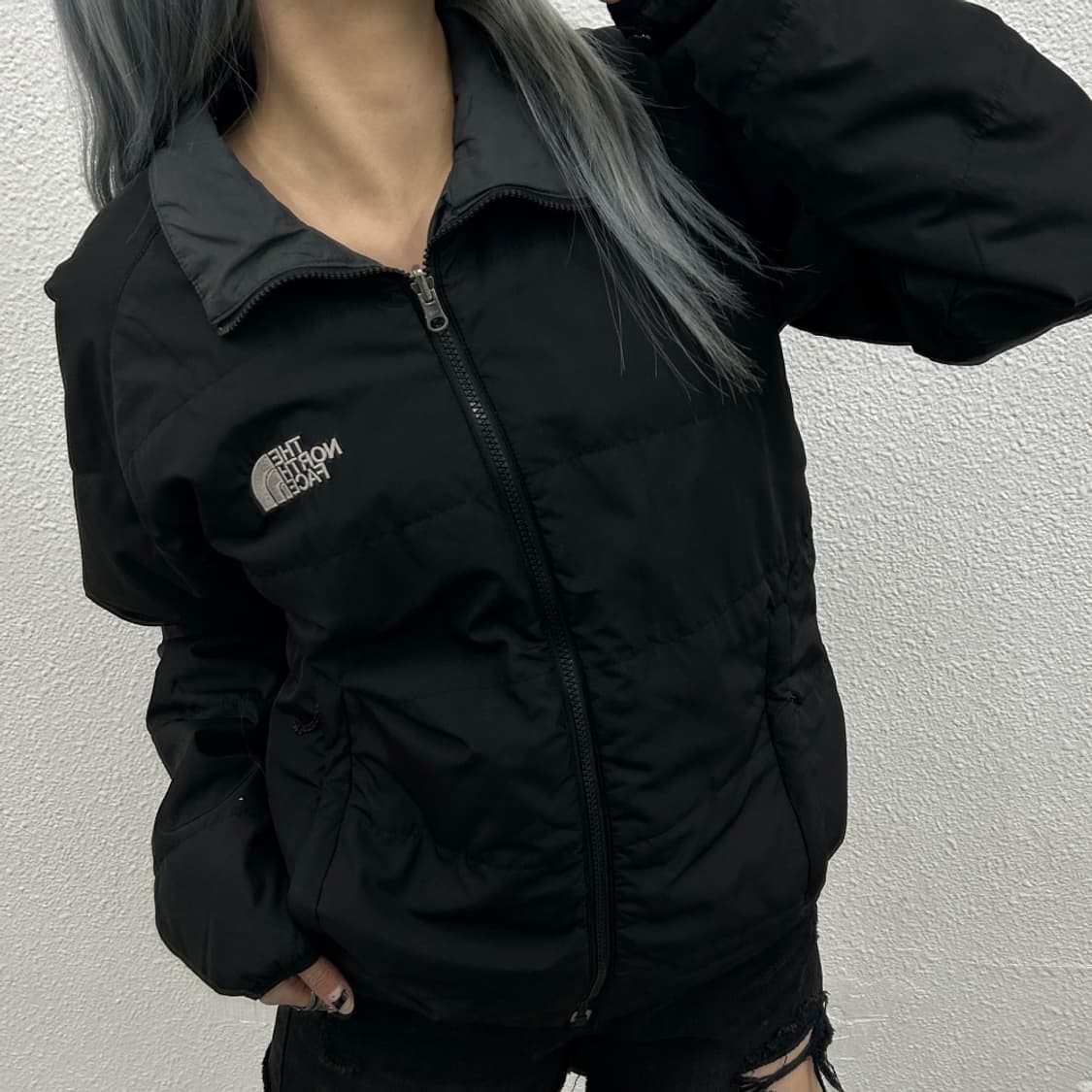 노스페이스 심플 블랙 경량 패딩 M 상품이미지1