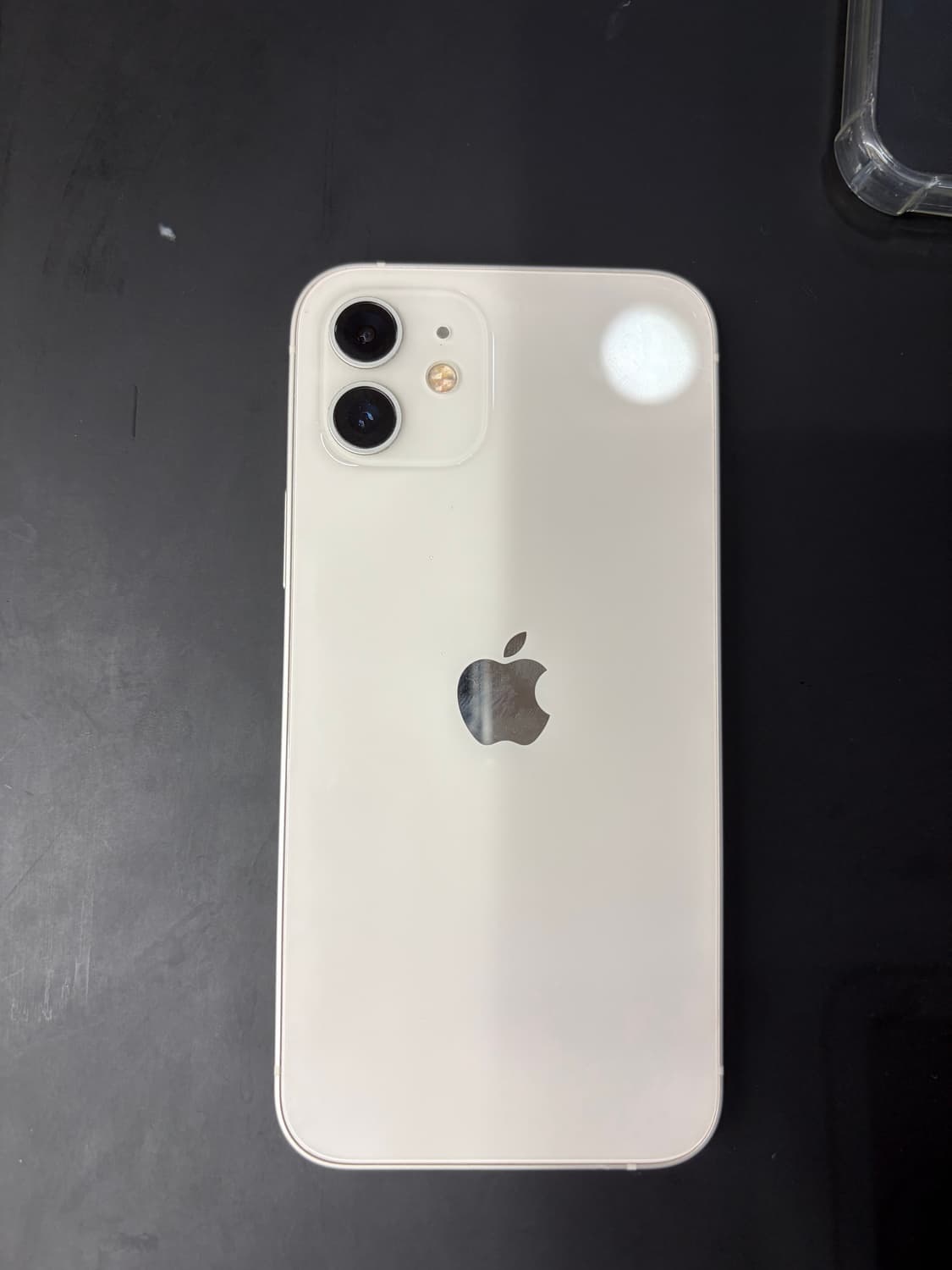 아이폰 12 화이트 64gb 상품이미지3