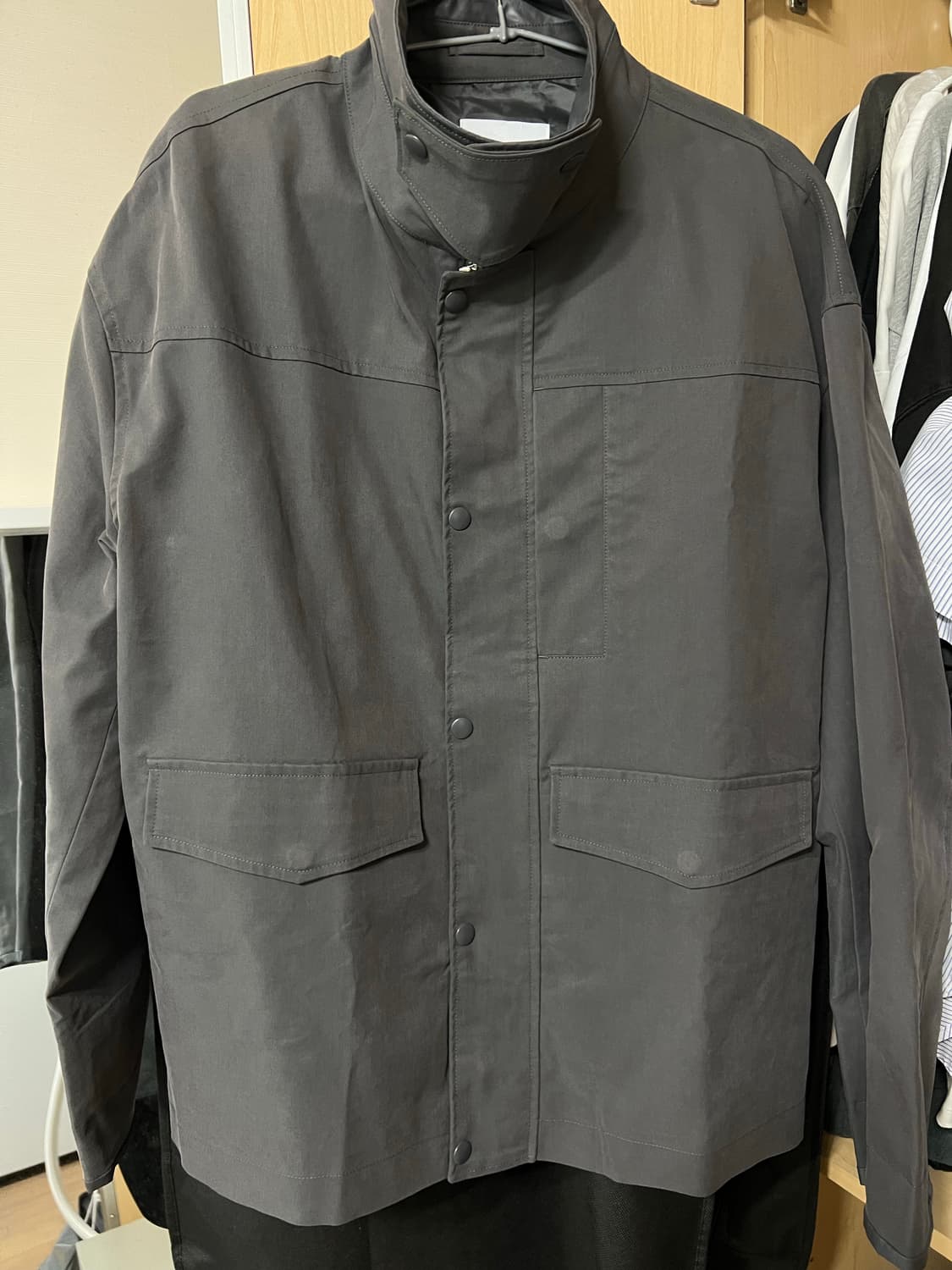 더니트컴퍼니 텐셀 코튼 헌팅자켓 차콜 L 상품이미지4