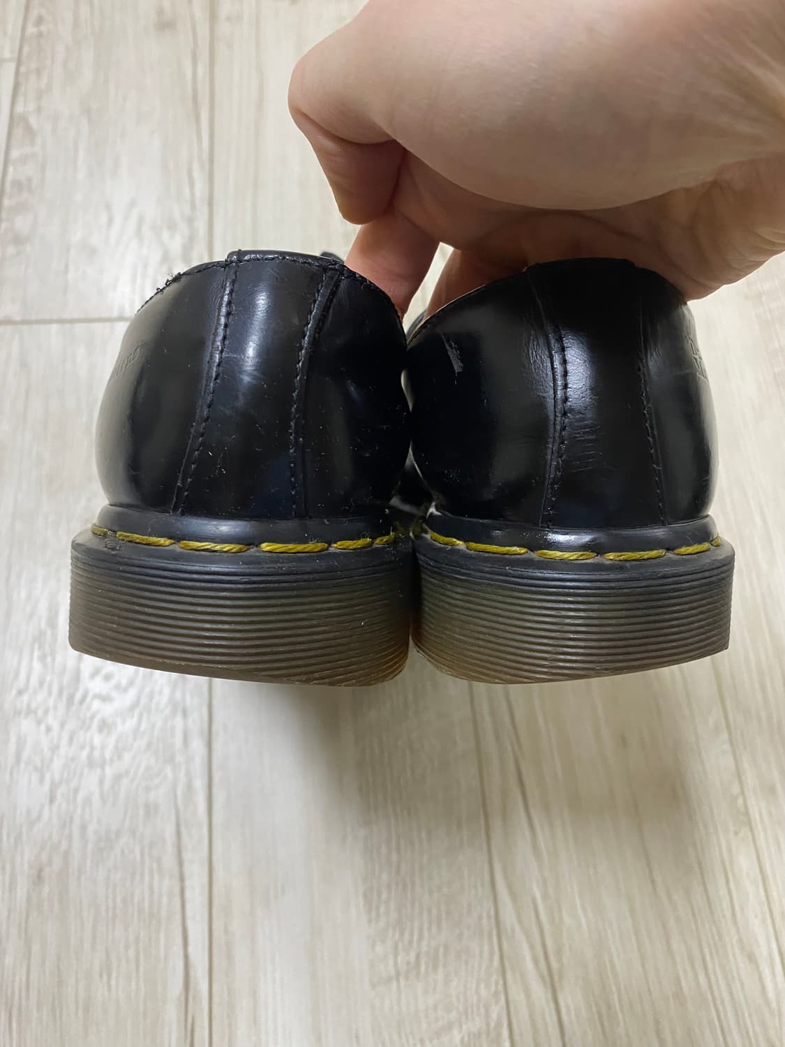 닥터마틴 1461 3홀 mie 블랙 260 상품이미지5