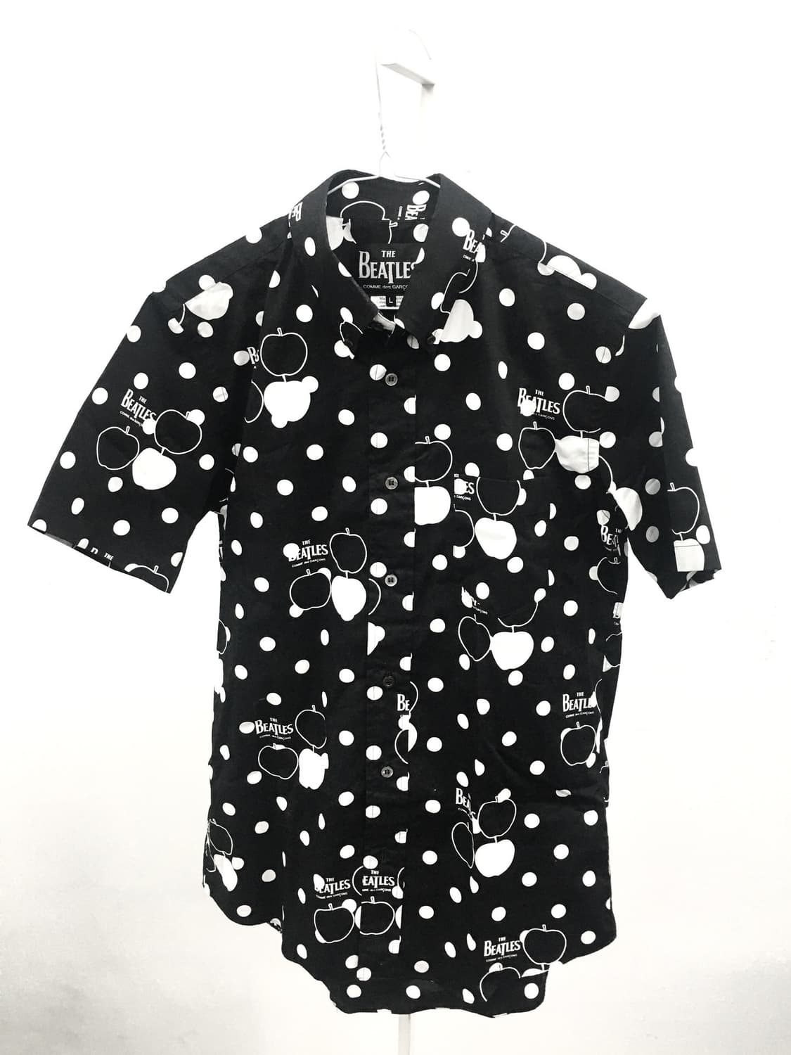 더 비틀즈 x 꼼데가르송_애플 도트 셔츠 상품이미지5
