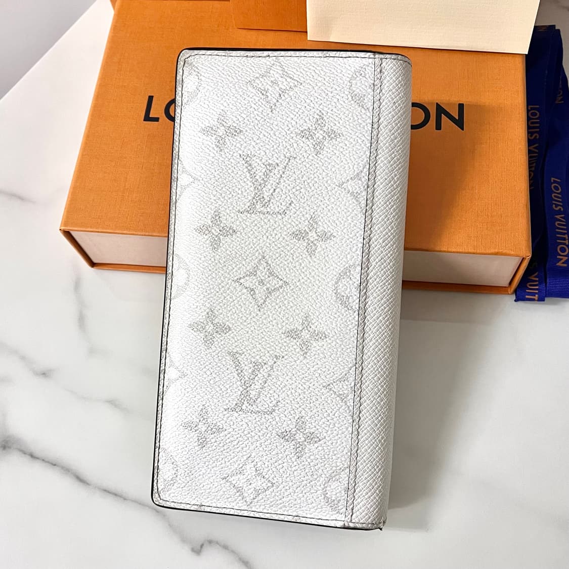 [S급/정품] 루이비통 화이트 옵틱 브라짜월릿 장지갑 상품이미지3