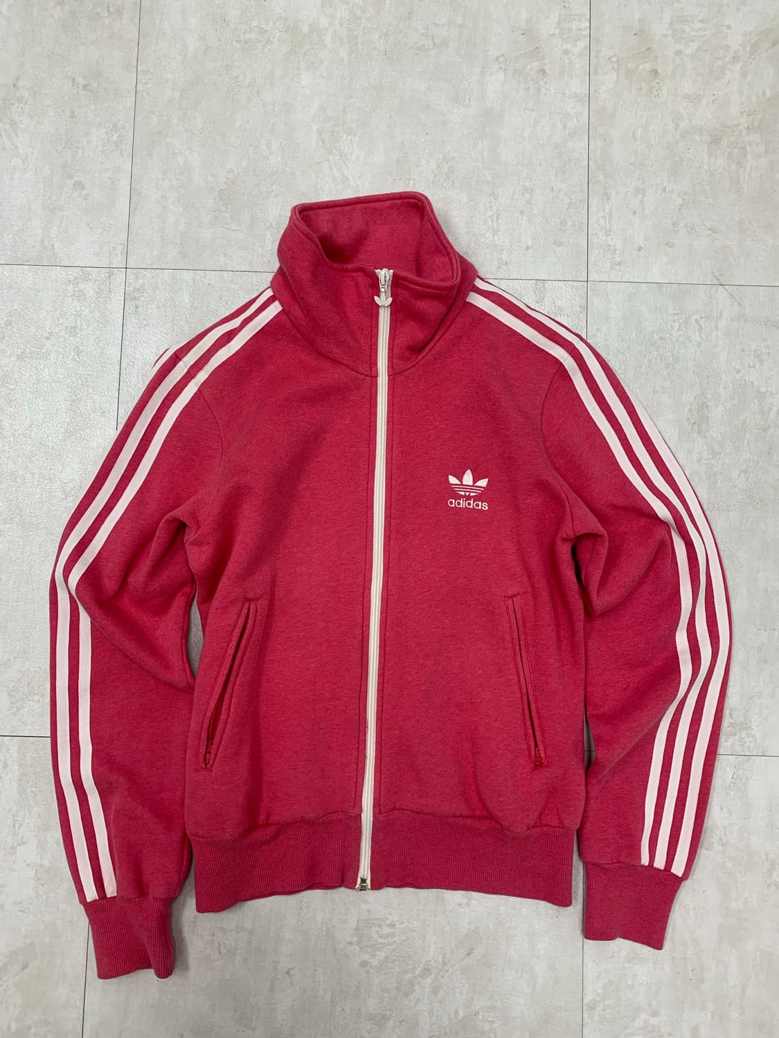 아디다스 딸기우유 삼선져지 상품이미지2