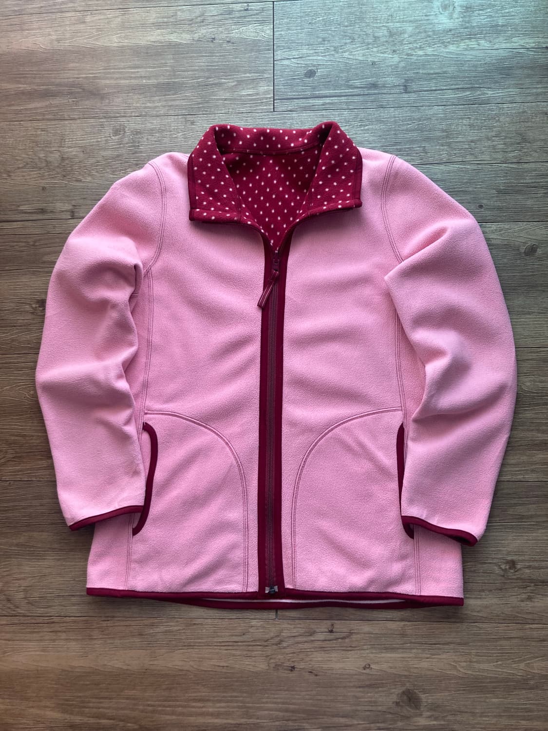 일본 유니클로 리버시블 딸기우유 땡땡이 도트 플리스 후리스 상품이미지4