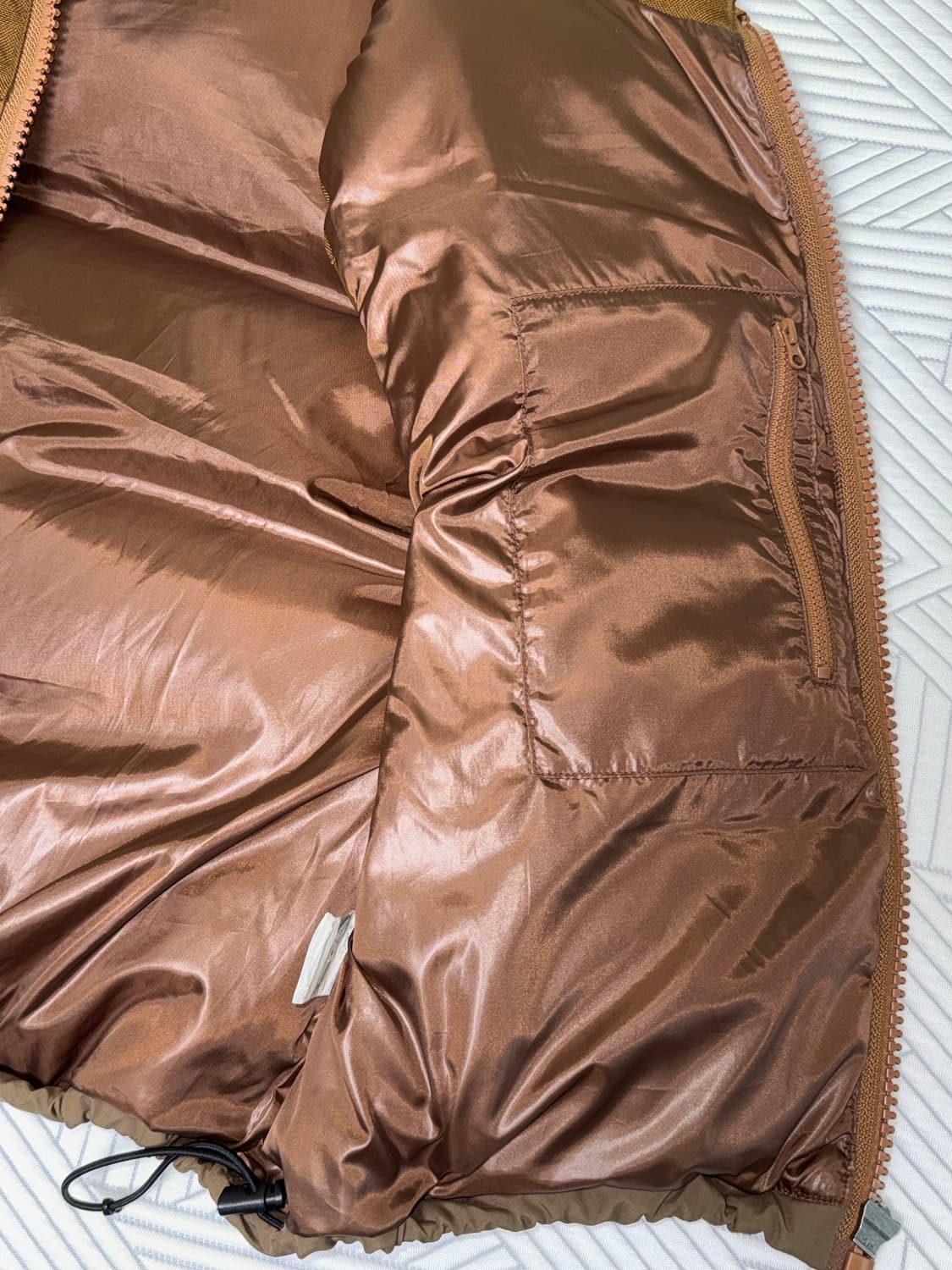 yeseyesee Hoolignas Down Vest Brown 상품이미지5