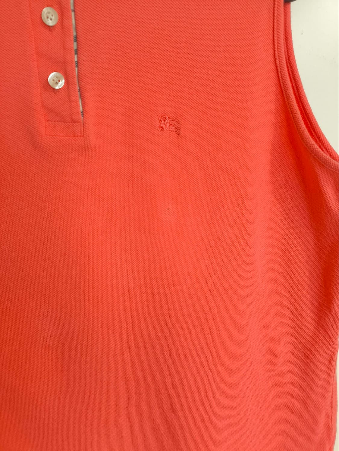 L 버버리 코튼 카라넥 슬리브리스 민소매 티셔츠 상품이미지5