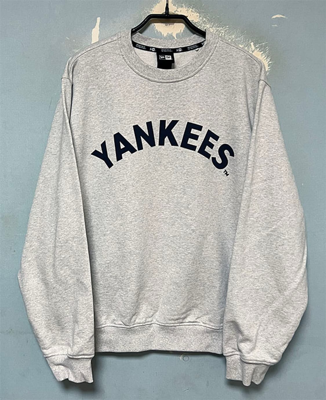 뉴에라 MLB 뉴욕양키스 남자 맨투맨 새상품 오버핏 L 100 상품이미지1