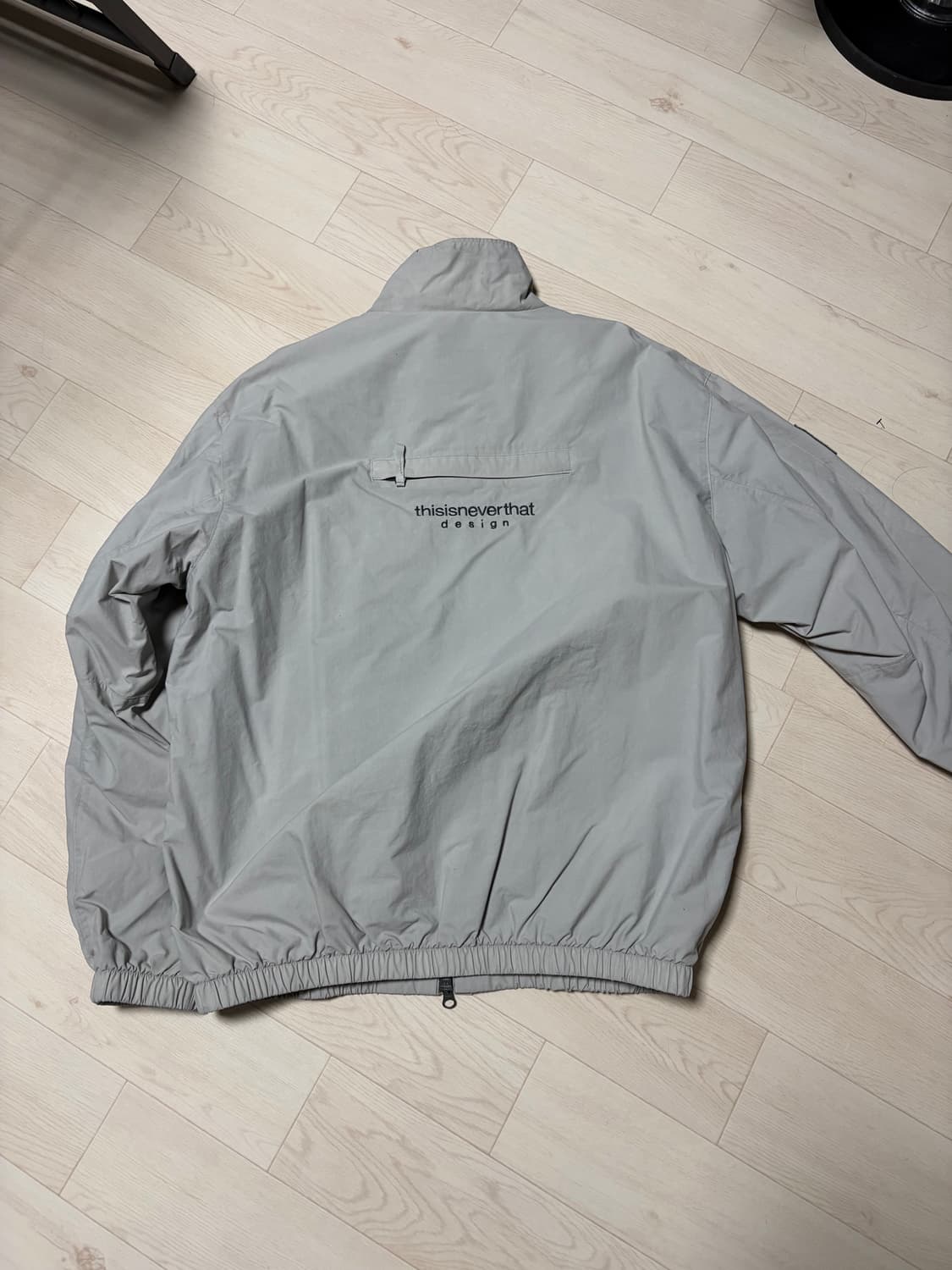 디스이즈네버댓 바람막이 상품이미지2