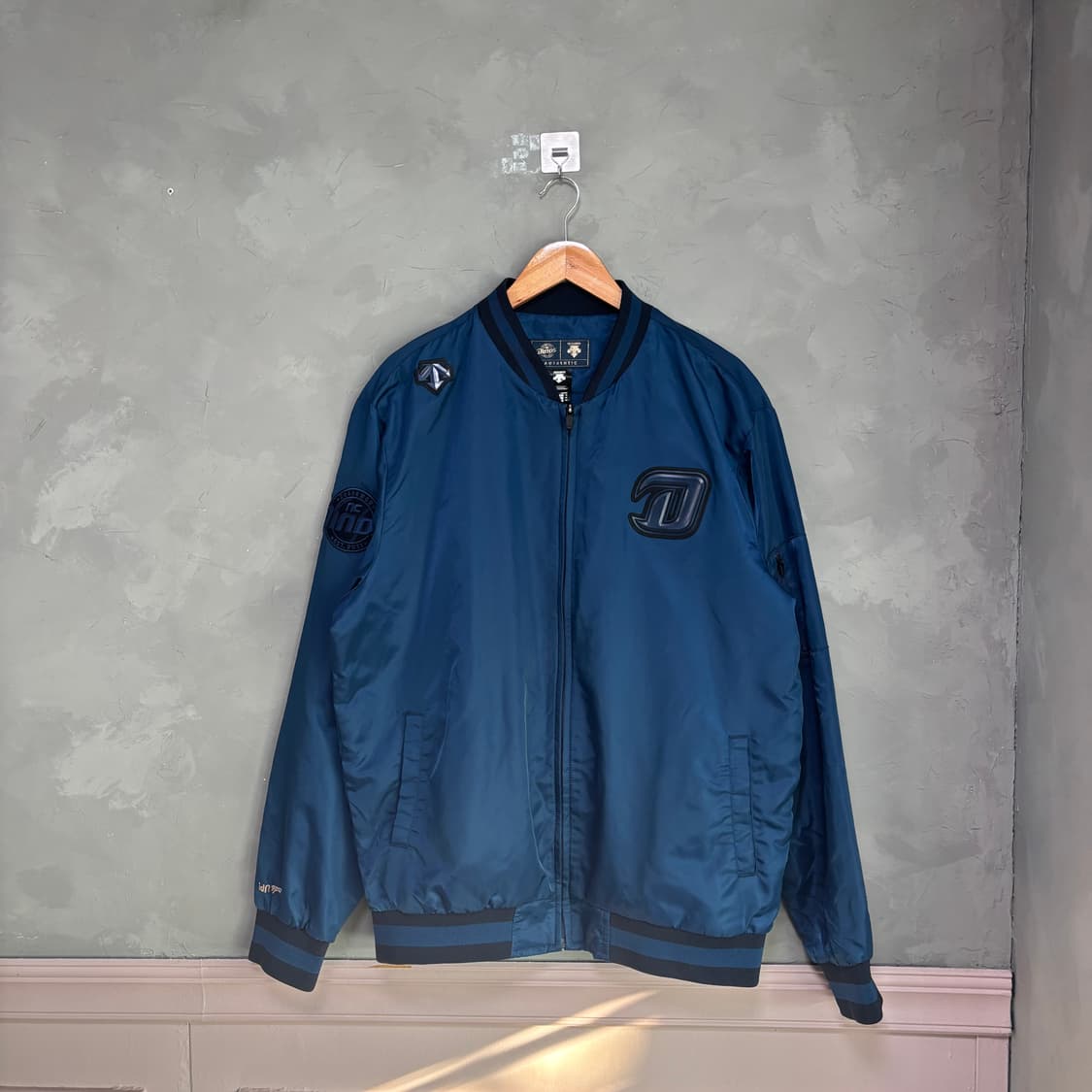 데상트 NC 다이노스 춘추 점퍼 자켓 상품이미지1