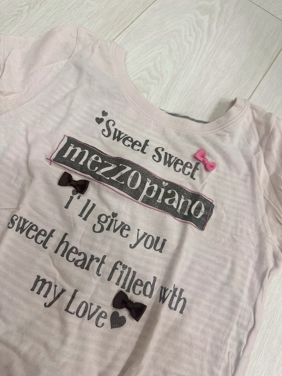 메조피아노 3연리본 프릴 스트라이프 핑크 반팔 상품이미지2