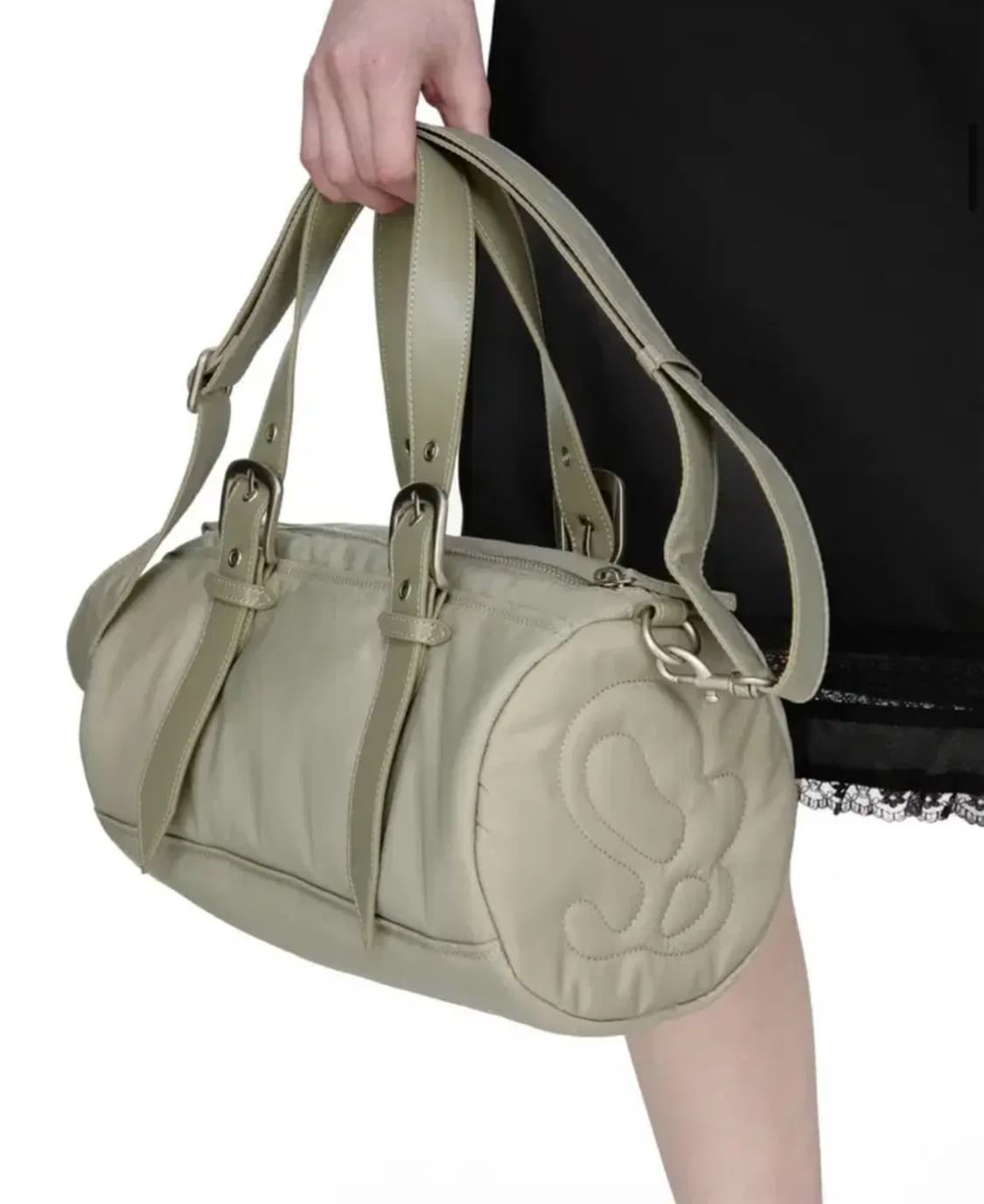 썬번프로젝트 Padded Symbol Travel Bag 상품이미지1