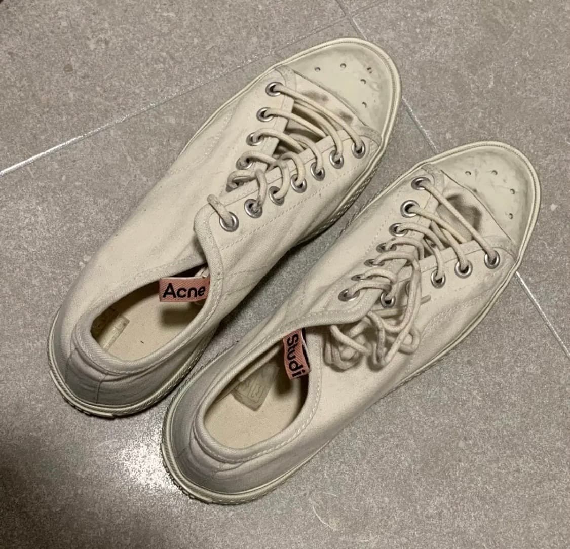 아크네 스튜디오 벨로우 텀블드 로우탑 스니커즈 Off White 40 상품이미지1