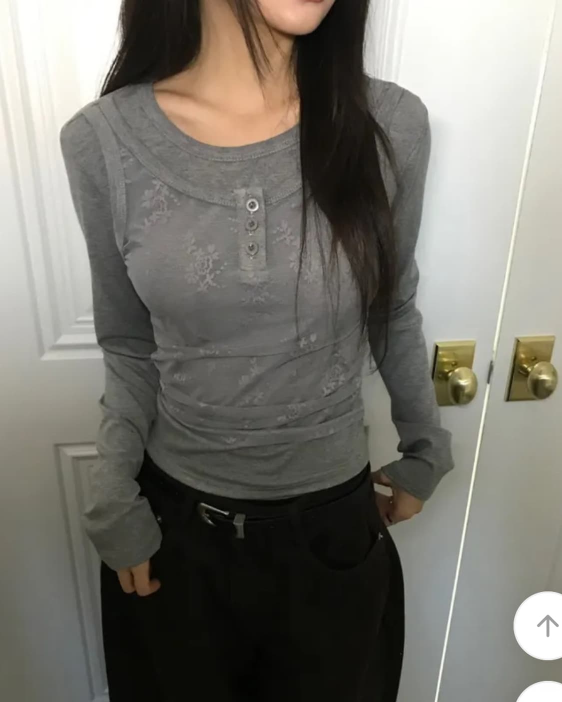 유색 나시 레이어드 티셔츠 긴팔 슬리브 에이블리 상품이미지1