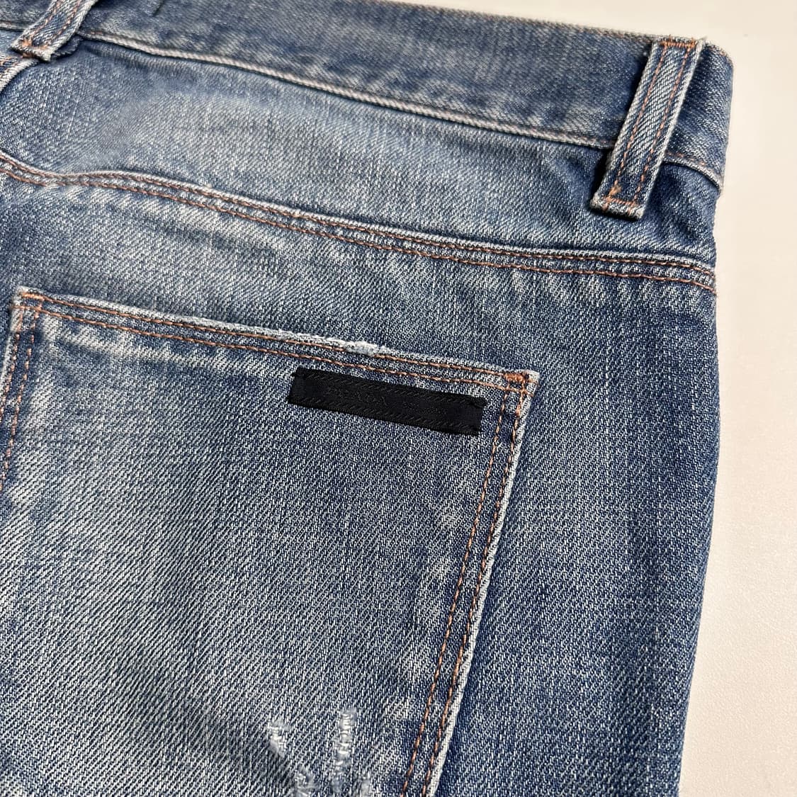 프라다 중청 스트레이트 핏 데님 팬츠 상품이미지6