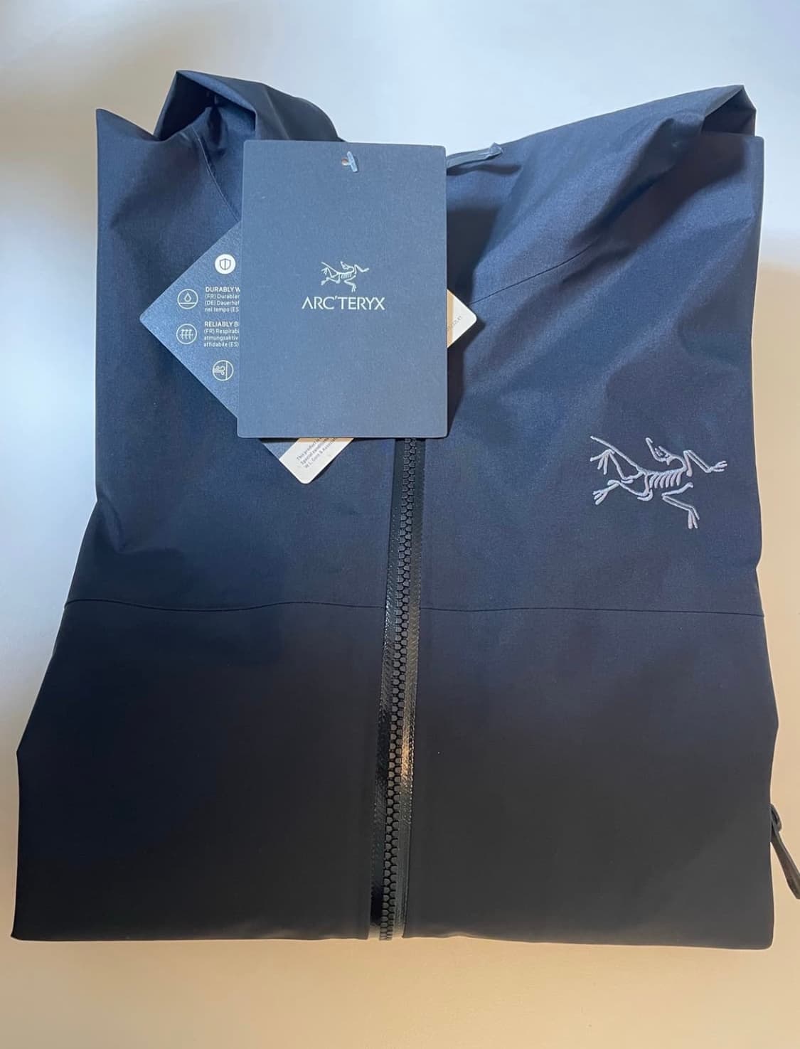 아크테릭스 베타 블랙 M 상품이미지1